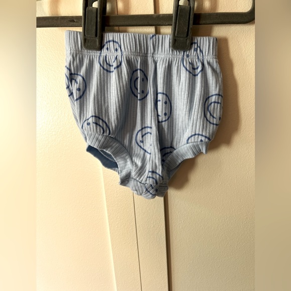 Cat & Jack ribbed smiley face 2 piece set t shirt with bloomers, size 3-6 months - Picture 10 of 12